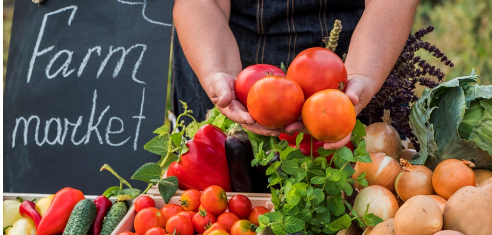 fruit at a farmers market